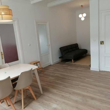 Apartamento Completamente Equipado Centro Ferrol Bagian luar foto