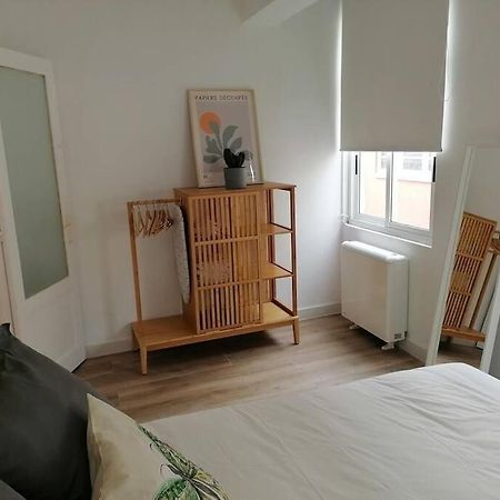 Apartamento Completamente Equipado Centro Ferrol Bagian luar foto