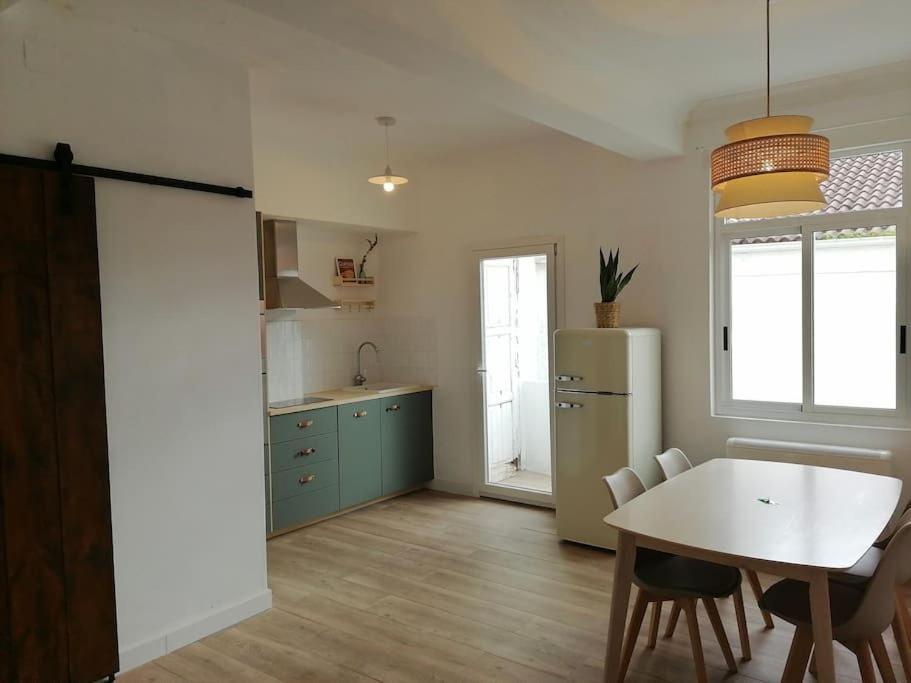Apartamento Completamente Equipado Centro Ferrol Bagian luar foto