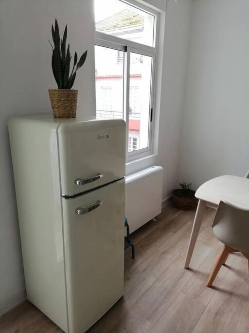 Apartamento Completamente Equipado Centro Ferrol Bagian luar foto