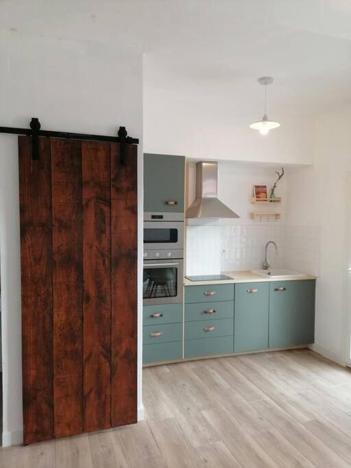 Apartamento Completamente Equipado Centro Ferrol Bagian luar foto
