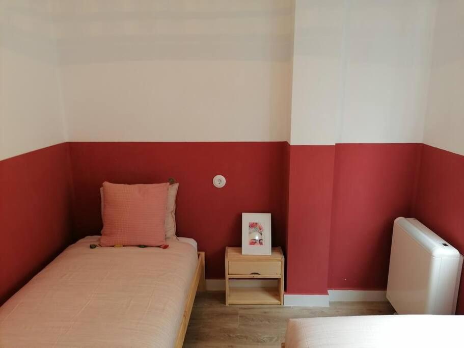 Apartamento Completamente Equipado Centro Ferrol Bagian luar foto